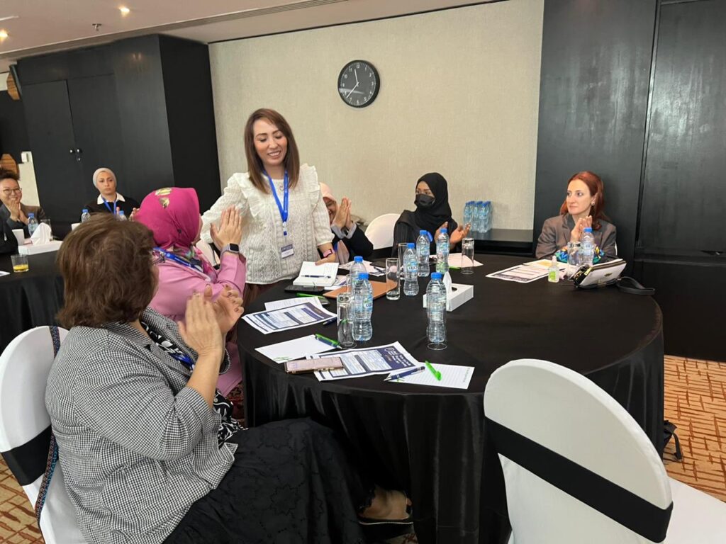 decf7f8c-1109-4b0a-ad18-77ca74acc1a6